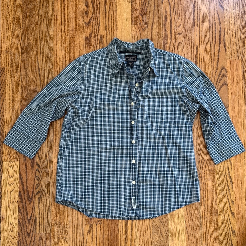 Abercrombie & Fitch | Women’s Button Down Shirt | Blue Plaid Cotton Top | Small